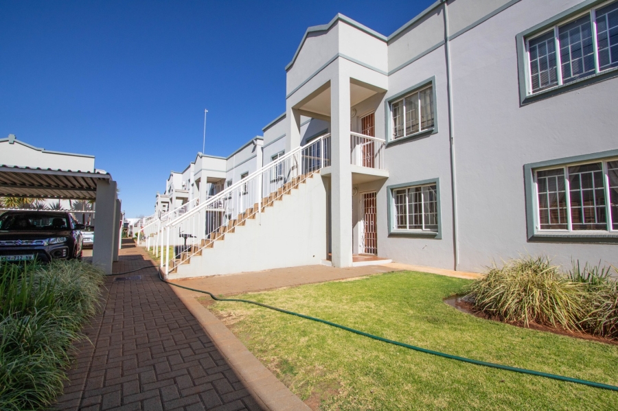 To Let 1 Bedroom Property for Rent in Die Bult North West